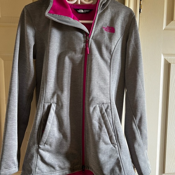 The north face women’s jacket, light grey, medium - Picture 1 of 4